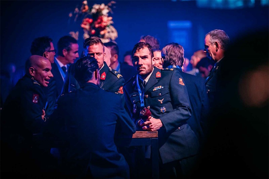 军用卡车展览活动策划的启动仪式充满了隆重和神圣,肃然起敬