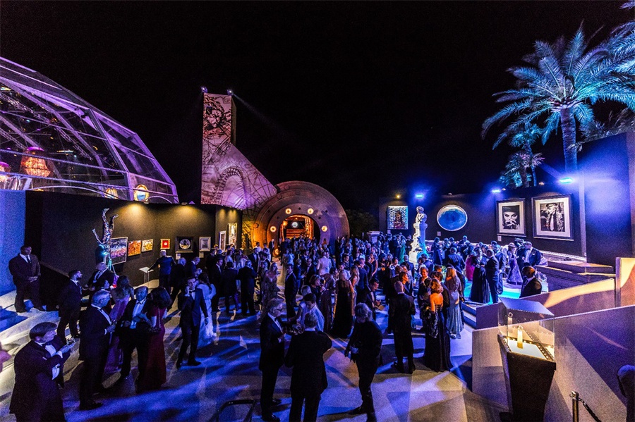 这场海底风格的慈善晚宴活动策划的老式船舱通道太有意思了