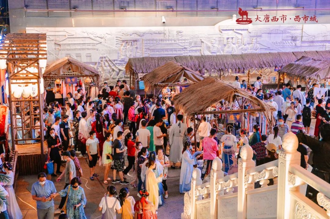 古代创意市集活动现场惊现百余位汉服同胞，策划表演体验十足