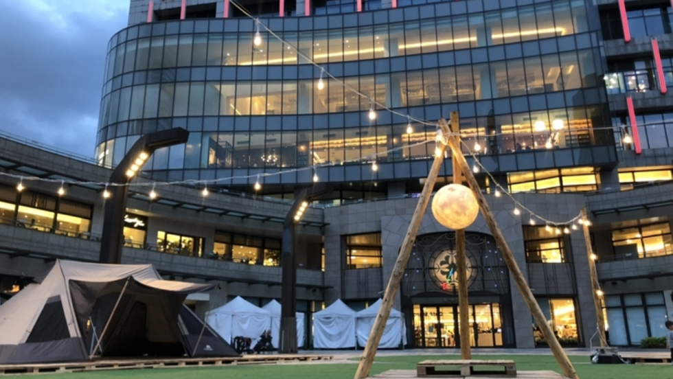 台北嘉年华活动策划的帐篷露营，不外出就能享受的欧美风格
