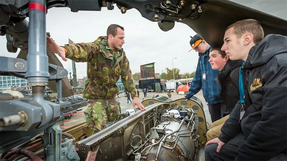 荷兰技术营主题活动策划旨在激发年轻人积极参与国防事业