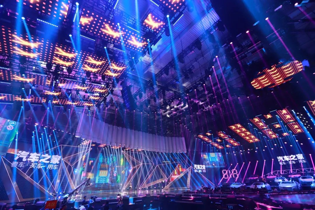 818全球汽车夜盛典活动策划的舞美设计感官体验太神了！