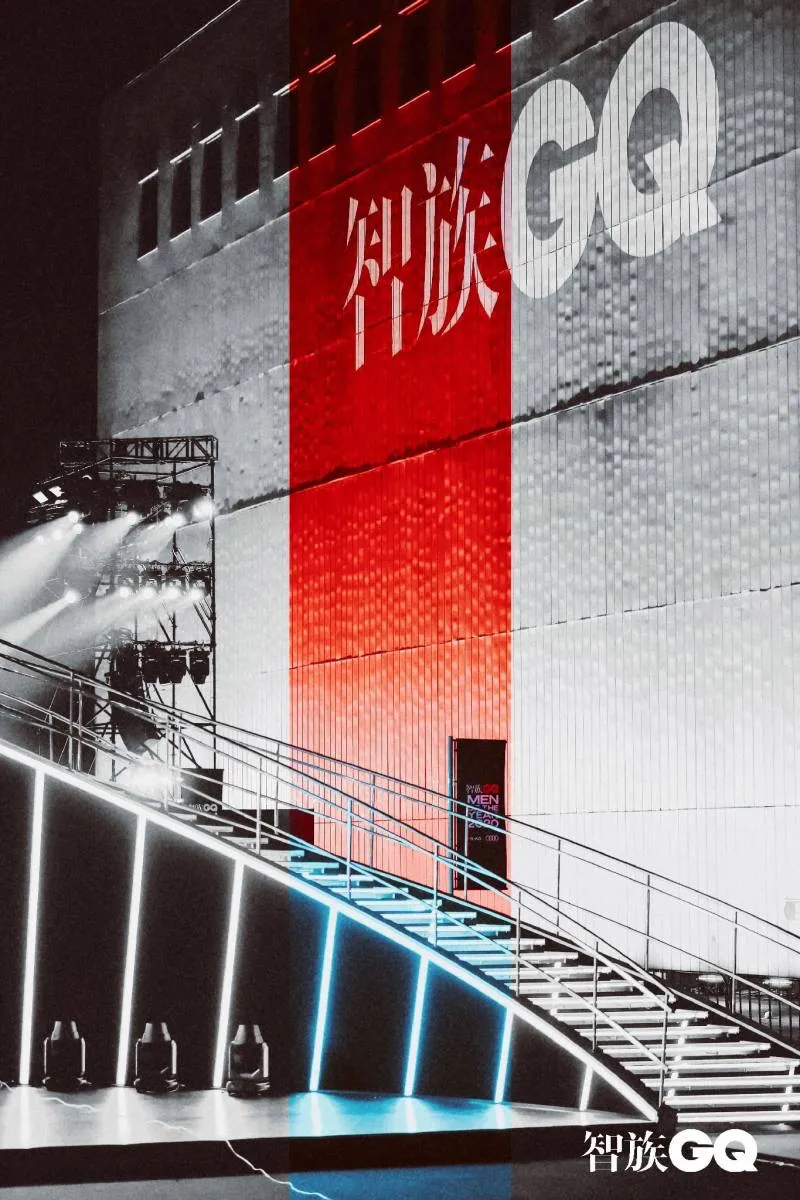 GQ年度人物盛典活动策划把楼梯打造成国内首个红毯LIVE SHOW