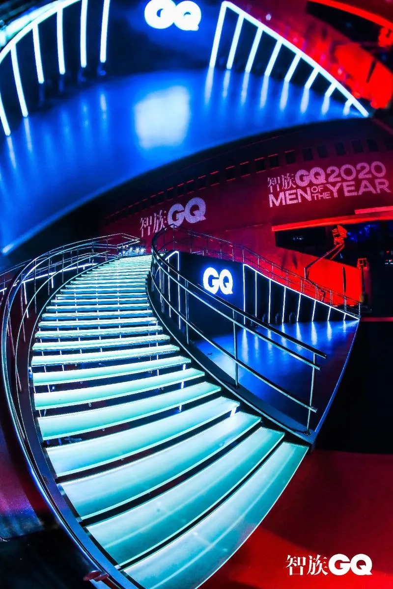 GQ年度人物盛典活动策划把楼梯打造成国内首个红毯LIVE SHOW