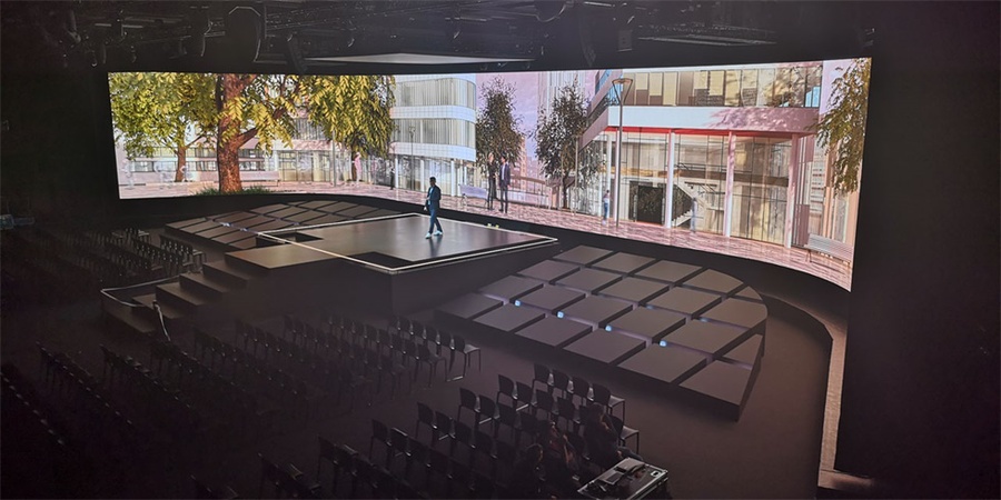 电信运营商的这场年度活动策划了现实与虚拟的多章节节目，够酷