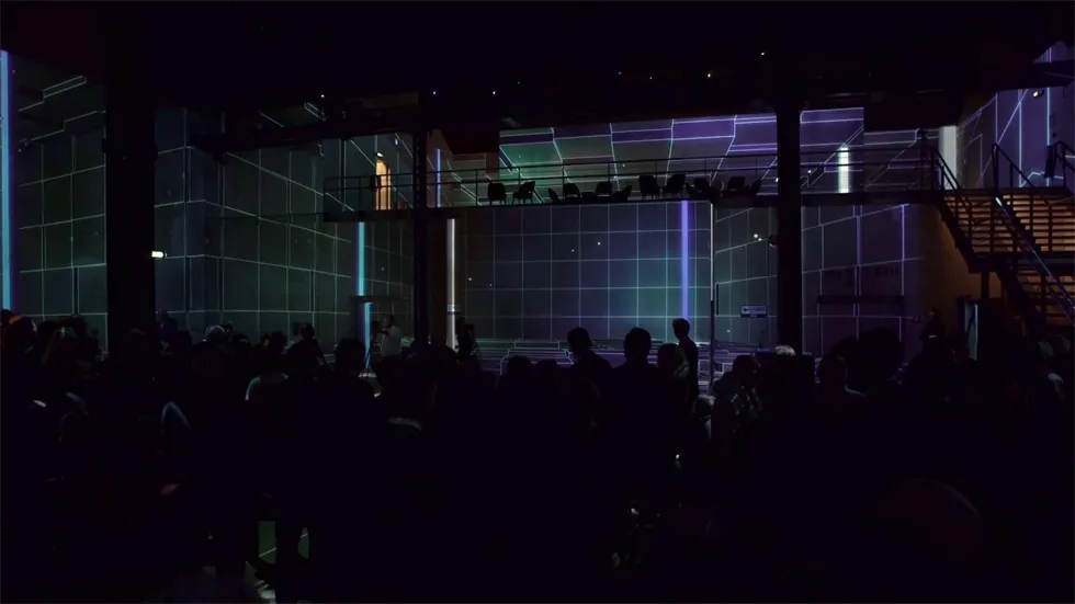 房地产公司的年会活动策划就是用投影映射打造出沉浸式活动场景的