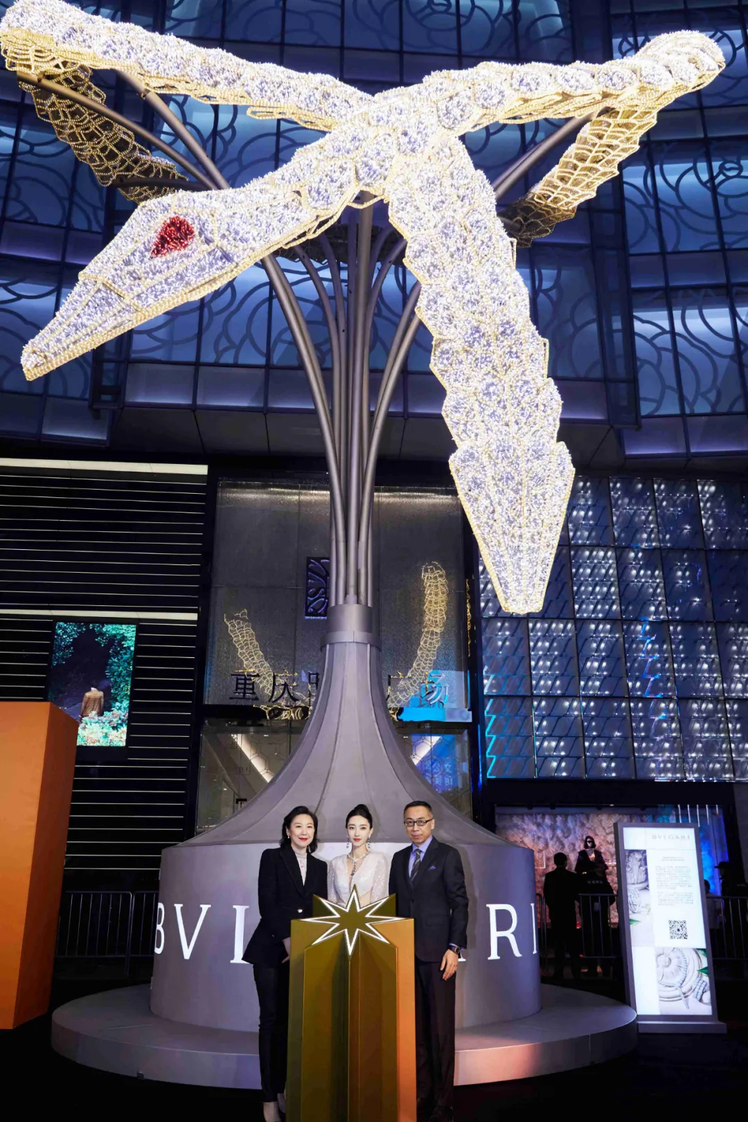 Serpenti蛇形灯光艺术展览活动策划装置闪耀登场,奏响灵蛇传奇魅力