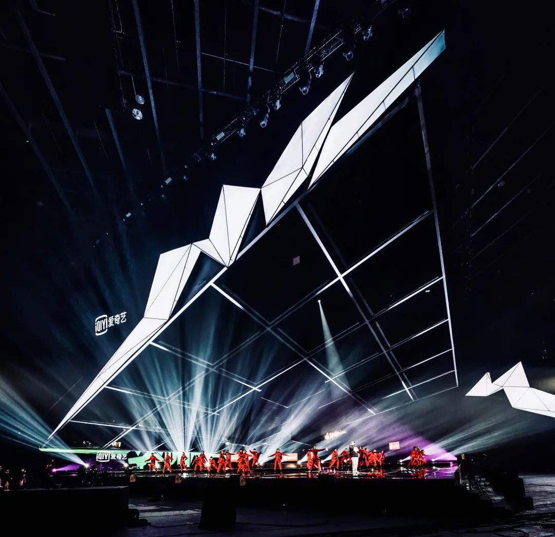 爱奇艺直播晚会活动策划的多画面互动直播趣味性更强