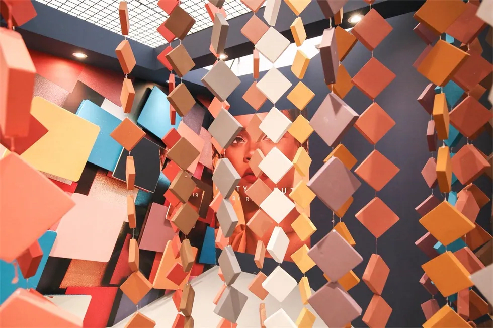 丝芙兰10周年庆典活动策划成丝芙兰乐园，九个主题房间超好玩