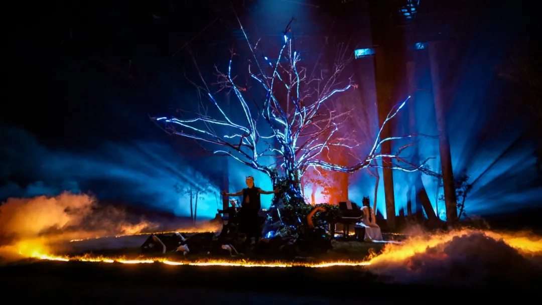 英雄联盟音乐盛典活动策划打造了一场虚拟与现实共存的音乐电影