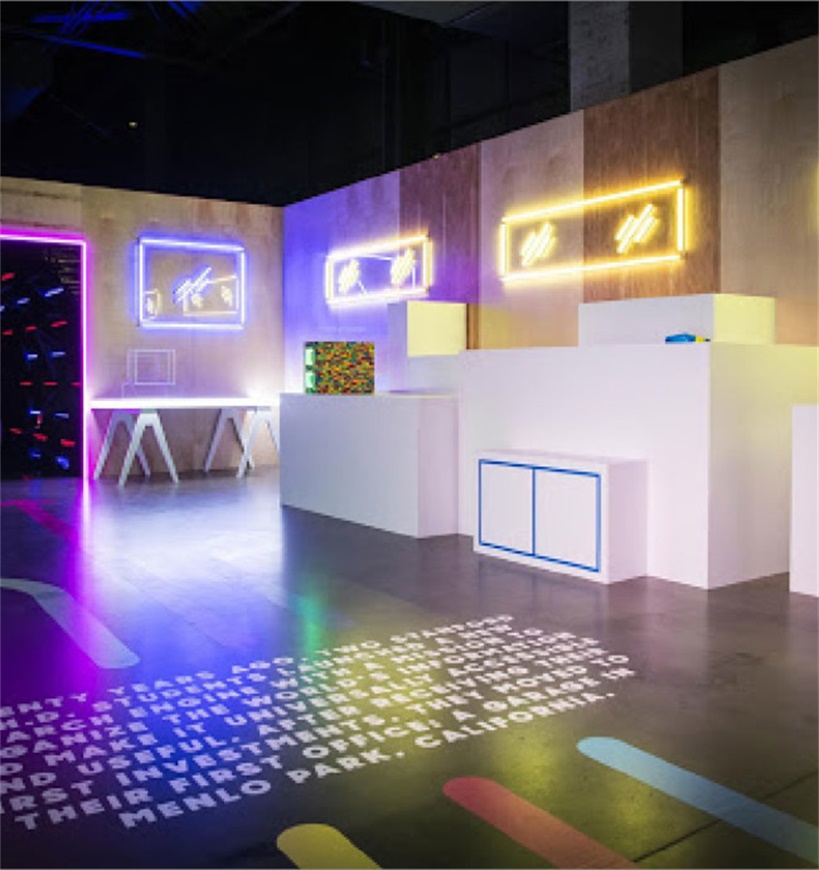 谷歌20周年庆典活动策划把现场时间倒退到刚成立的90年代