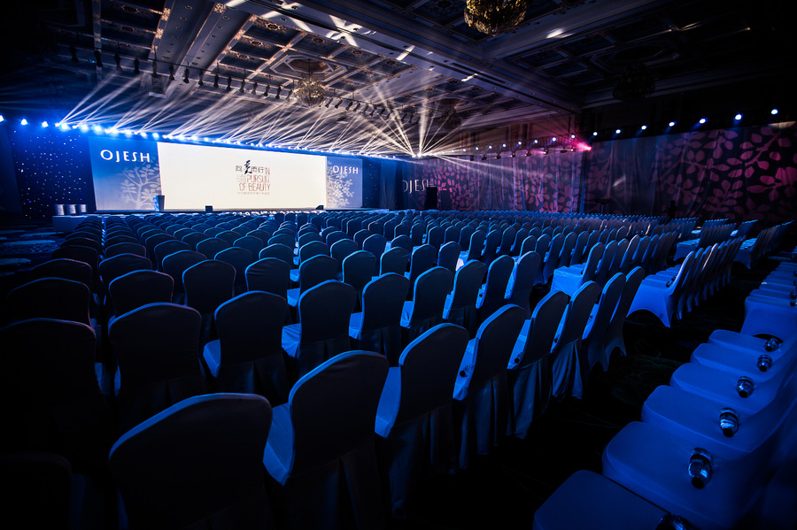 OJESH欧娅诗全球时尚盛典活动策划的回忆试听墙展现了品牌软实力