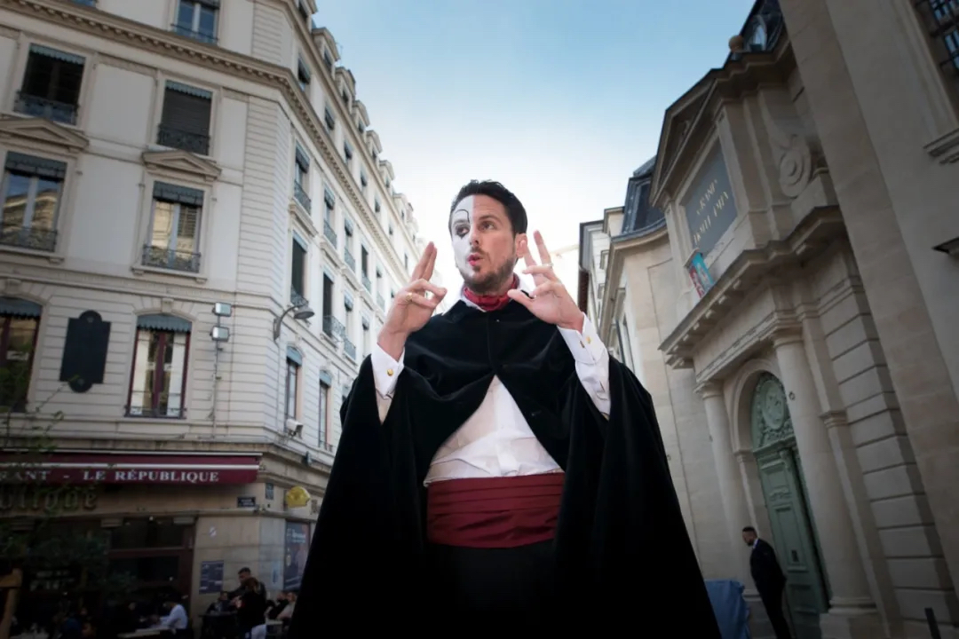 里昂主宫洲际酒店开业庆典活动策划了一场弦乐四重奏演出