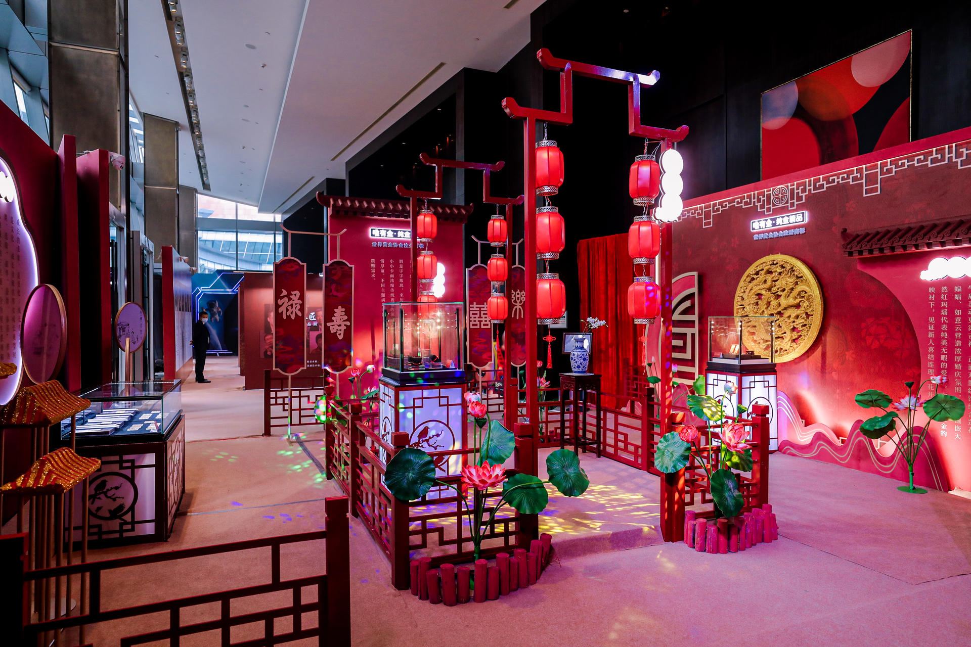 金雅福周年庆典暨新品发布会活动策划现场的精品IP展硕果累累