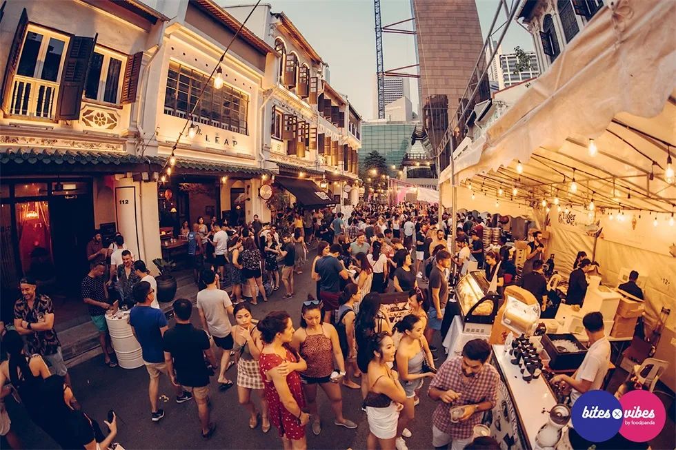 空腹熊猫吃货节活动策划堪称一场大型的街头美食派对