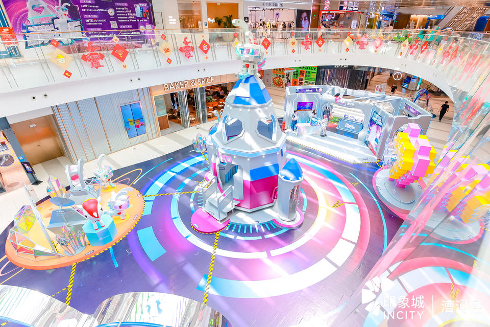 “IN象太空，潮TO来袭”INTO x tokidoki周年太空潮流展览活动策划超酷