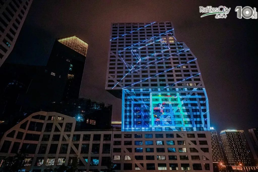 “拾见时光”成都来福士广场十周年庆典活动策划光影艺术特别抢眼球